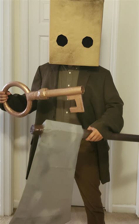 My Mono cosplay : r/LittleNightmares