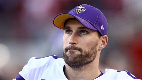 Vikings' Kirk Cousins Raises Eyebrows With Tweet Ahead of Free Agency