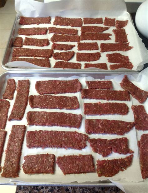 Easy Homemade Beef Jerky | Easy homemade beef jerky, Homemade beef jerky, Ground beef jerky recipe