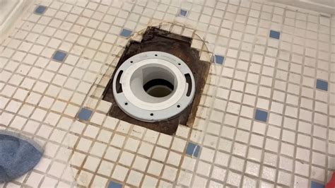 How to Install a Toilet Offset Flange : A Step-by-Step Guide - Living Repair