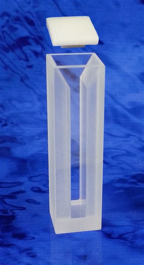 Type 9 Quartz Cuvette UV