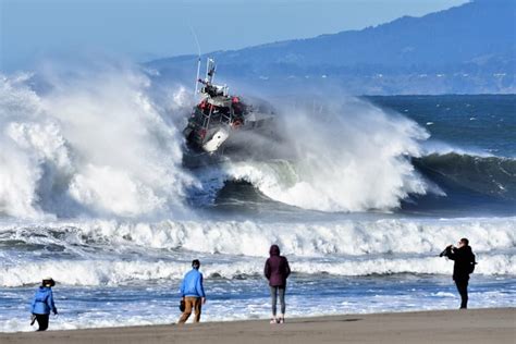 “Everyone on the beach, walkway and in the parking lot were watching ...