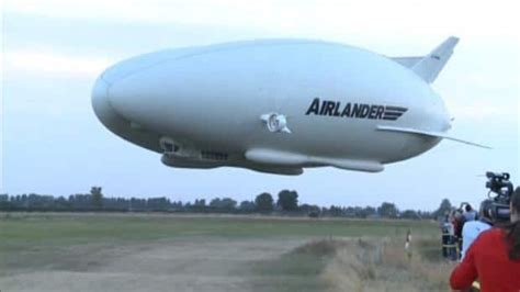 World's largest airship takes flight in London | CBC News