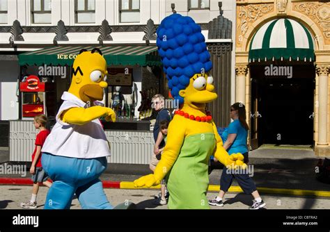 Homer and Marge Simpson characters at Universal Studios Orlando Florida Stock Photo - Alamy