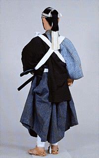 A fighter samurai in a chain undergarment and a simple helmet.