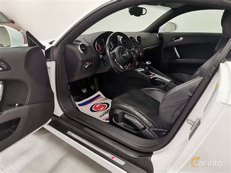 Interior of Audi TT Coupé 1.8 TFSI Manual, 160ps, 2011