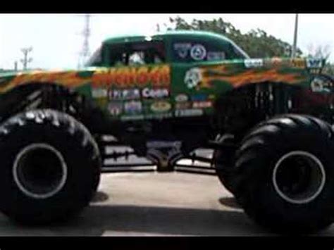 Avenger Monster Truck - YouTube