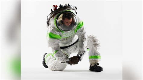 NASA Crowdsources New Spacesuit Design - ABC News