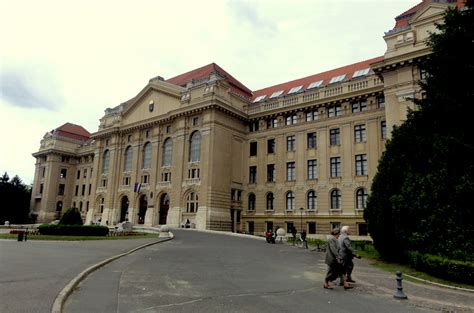 Stunning University of Debrecen (Debreceni Egyetem) in Hungary | Travel and Lifestyle Diaries ...