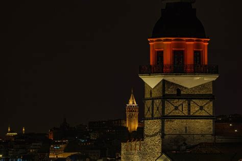 Galata Tower at Night · Free Stock Photo