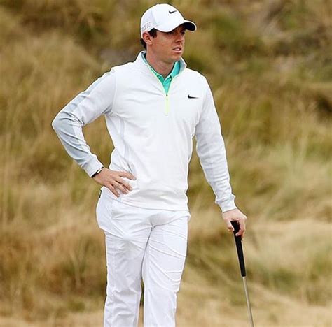 Rory Mcilroy | Golf outfit, Golf fashion, Mens golf outfit