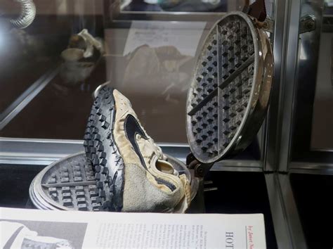 Another Nike Moon Shoe Exists, And It's Right Here In Malaysia - MASSES