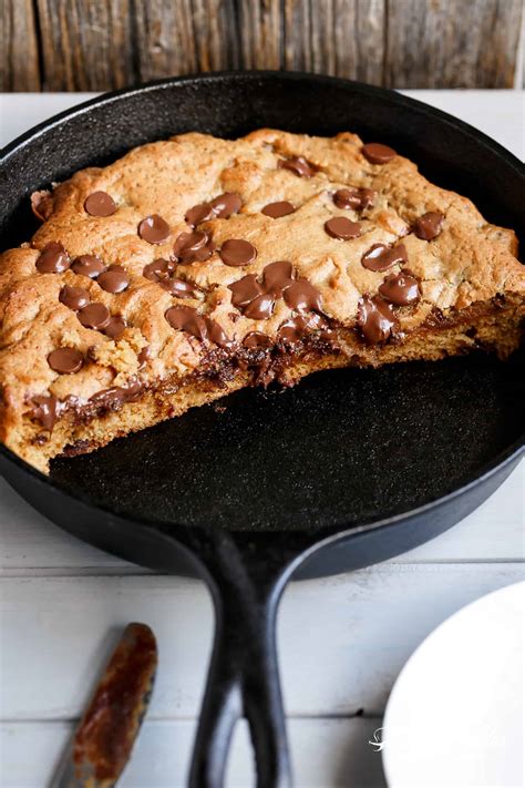 Nutella Stuffed Deep Dish Chocolate Chip Skillet Cookie - Cafe Delites