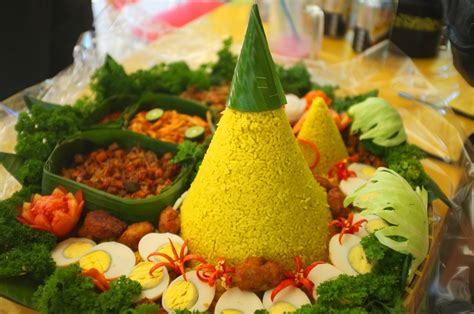 Five interesting facts about ‘tumpeng’ - Food - The Jakarta Post