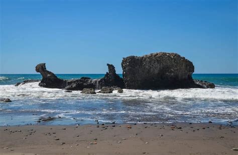 How to Spend a Day in Playa El Tunco, El Salvador