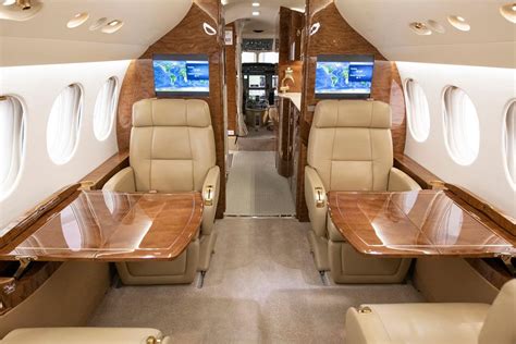 Private jet Dassault Falcon 7X: interior, photo, specification, price, rental - SkyRevery