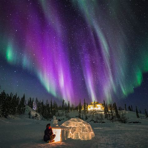 Aurora borealis viewing in NWT | Adventures.com