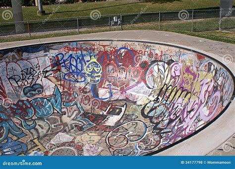 Graffiti At Skateboard Park Editorial Stock Photo - Image: 34177798