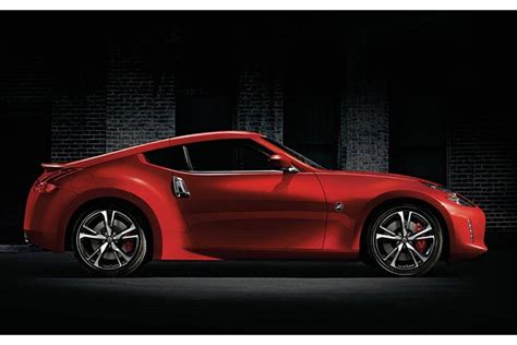 Nissan 370Z 2024 Interior & Exterior Images, Colors & Video Gallery ...