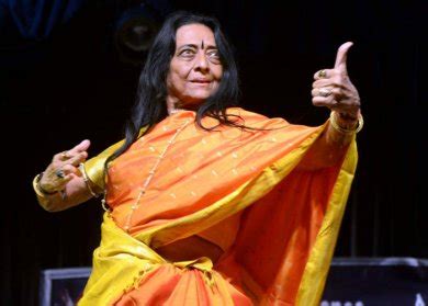 Personalities: Yamini Krishnamurti | Andhra Cultural Portal