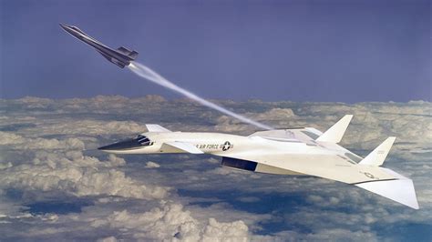 Investigating the XB-70 Valkyrie: Discovering America's First Mach 3 Supersonic Home