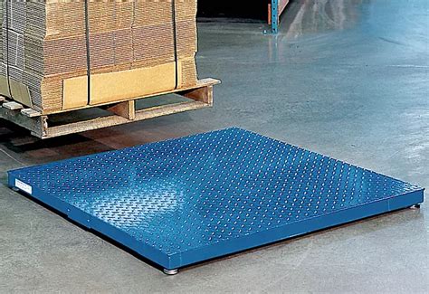 Floor Scales, Industrial Floor Scales, Pallet Scale Ramp in Stock - ULINE.ca - Uline