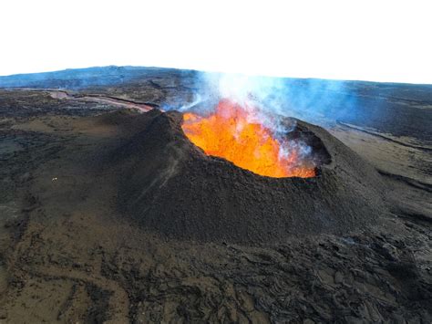 Photos: Mauna Loa, the biggest active volcano on Earth, erupts - The Washington Post