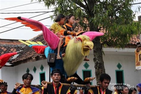 Sisingaan, Festival Seru dari Subang