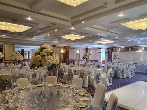 Wedding Venue in Solihull, Manor Hotel Meriden | UKbride