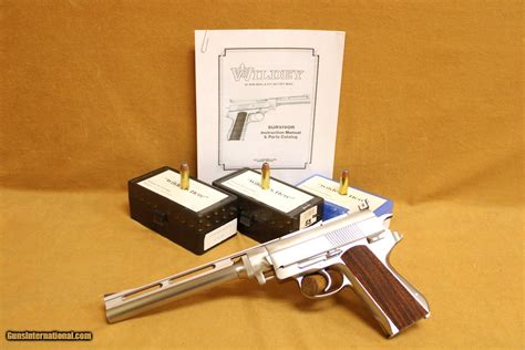 COLLECTOR Wildey Survivor w/ AMMO! (475 Magnum, 8-inch, Stainless)