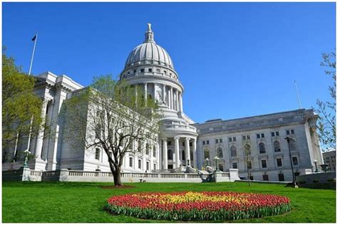 Wisconsin Lawmakers Look to Make AI-generated Child Porn Illegal