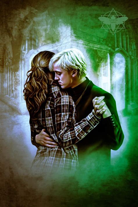 Harry Potter Fanfiction Dramione panosundaki Pin