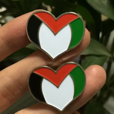 Palestine Flag Heart Lapel Pin Custom Iron Pin Badge - Buy Pin Badge,Iron Pin Badge,Custom Iron ...