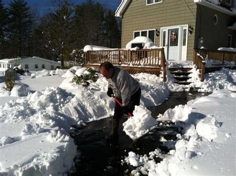 Photos: Storm brings first snow to much of Maine