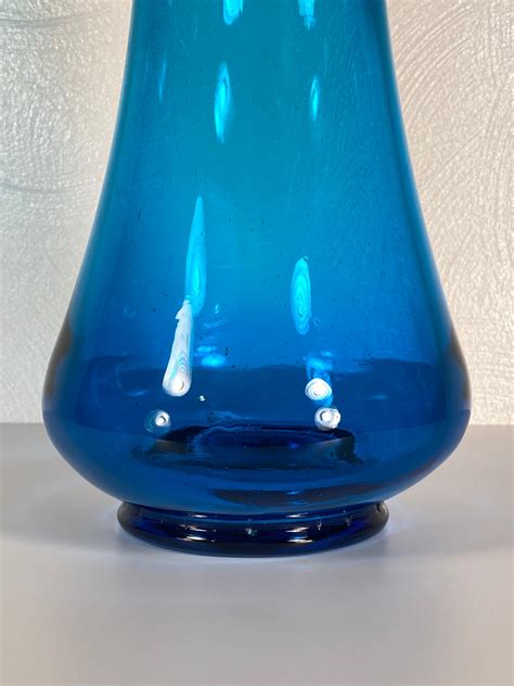 L.E. Smith Blue 18 Swung Vase