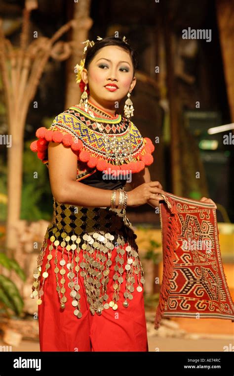 Costumed Performers at the Sarawak Cultural Village Orang Ulu Tribe ...