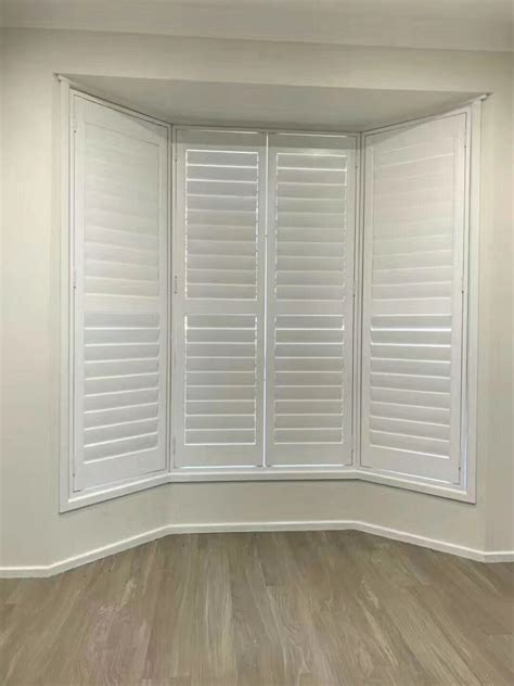 2019 Bay Window with High Quality Wooden Plantation Shutters - China ...