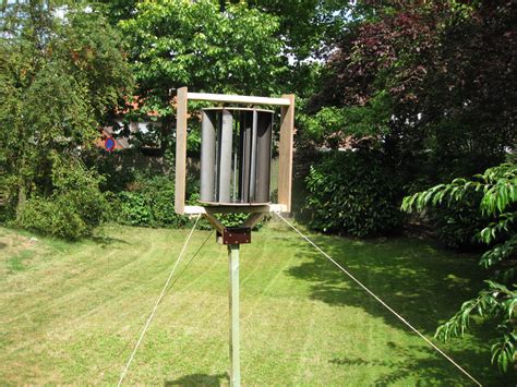 Building a Vertical Axis Wind Turbine ( VAWT ) : 11 Steps (with Pictures) - Instructables