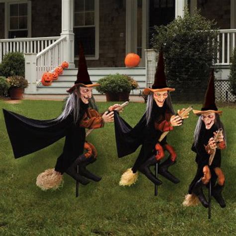 15 DIY Halloween Yard Decorations | Ultimate Home Ideas