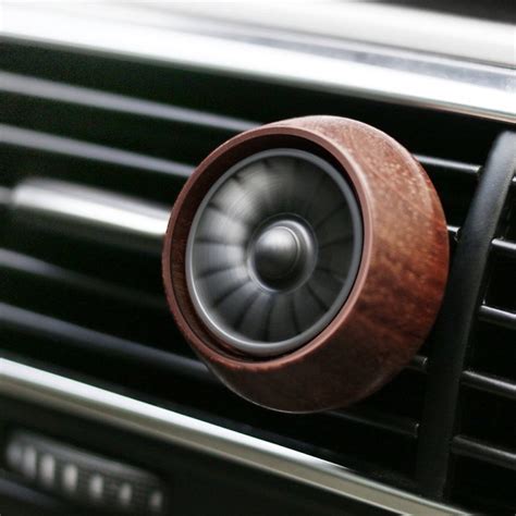 Wooden Car Fragrance Diffuser – Yauoso