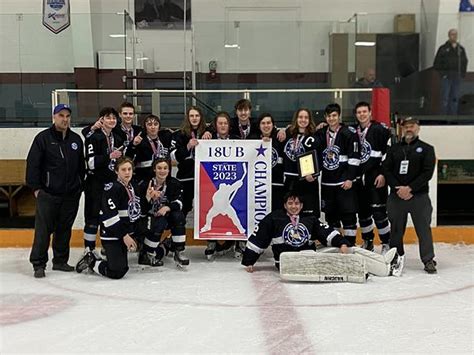 Amateur Wenatchee Hockey Team Shines At Spokane Tournament