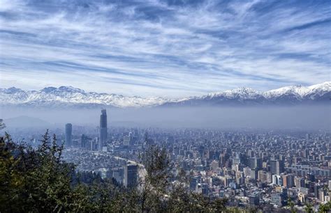 Santiago skyline and mountains - Photorator