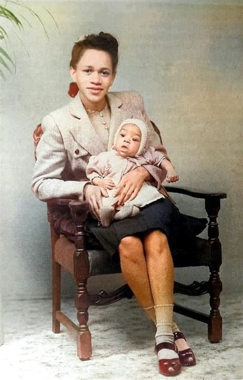 Jimi Hendrix with his mom Lucille Hendrix, 1942 : r/OldSchoolCool