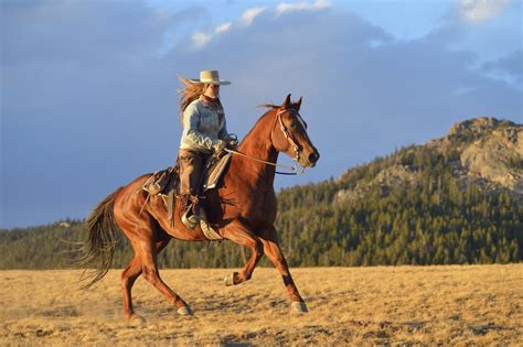 5 Great Places To Ride Horses In America