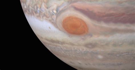 Stunning Jupiter Video Reveals Mysterious New Red Spot