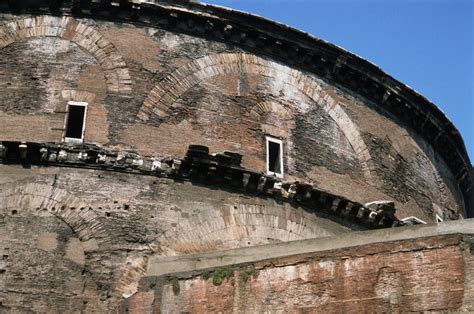 The Influential Architecture of the Pantheon in Rome