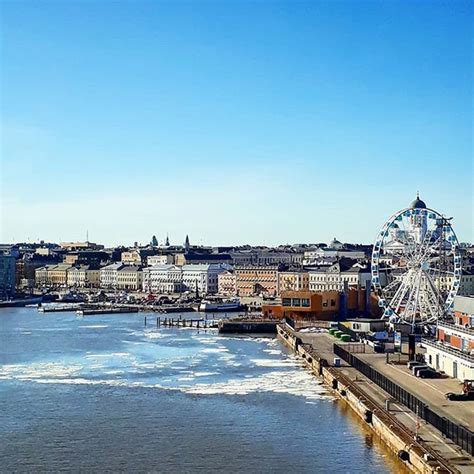 Reposting @reachinghot: Helsinki skyline looks pretty to me! We don't have skyscrapers but I ...