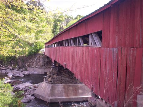 New England Travels: Taftsville Covered Bridge - Woodstock, Vermont