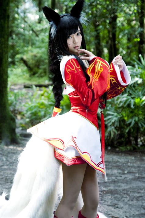 Ahri by SoGoodbye.deviantart.com on @DeviantArt Cosplay Anime, Hot ...