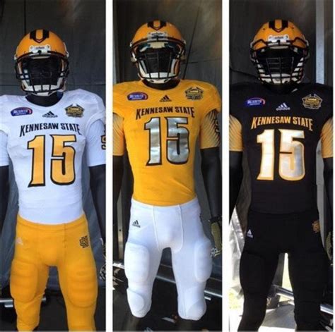 A year away from launching football, Kennesaw State unveils its uniforms - FootballScoop